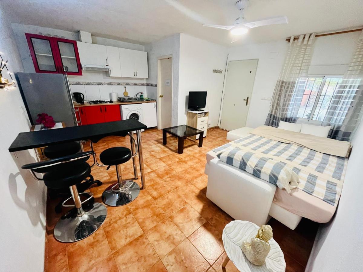 Estudio Adosado Acogedor Con Jardin, Barbacoa Y Parking Privado 알리칸테 외부 사진